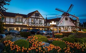 Auld Holland Inn Oak Harbor